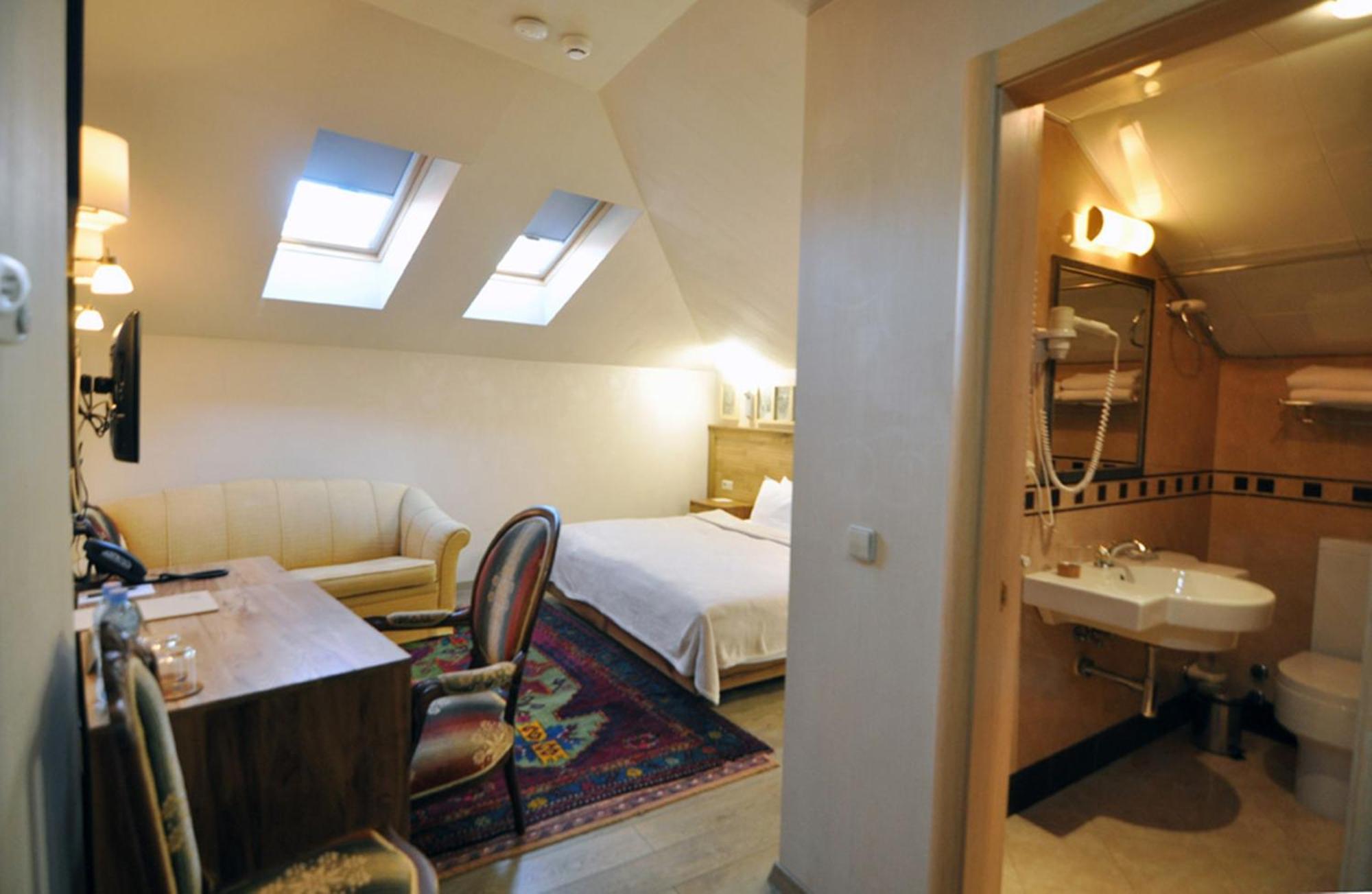 Vinotel Boutique Hotel 트빌리시 객실 사진
