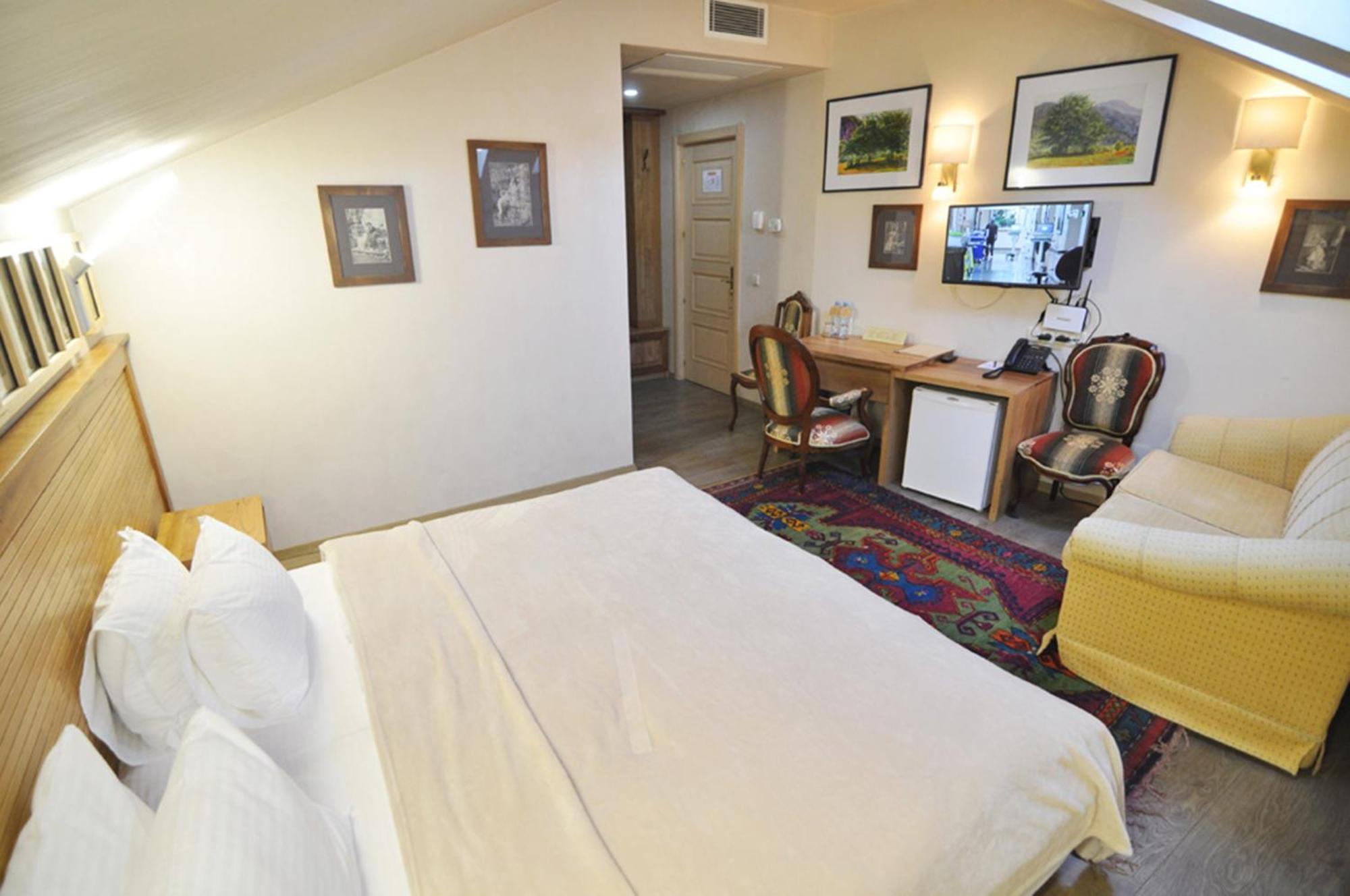 Vinotel Boutique Hotel 트빌리시 객실 사진