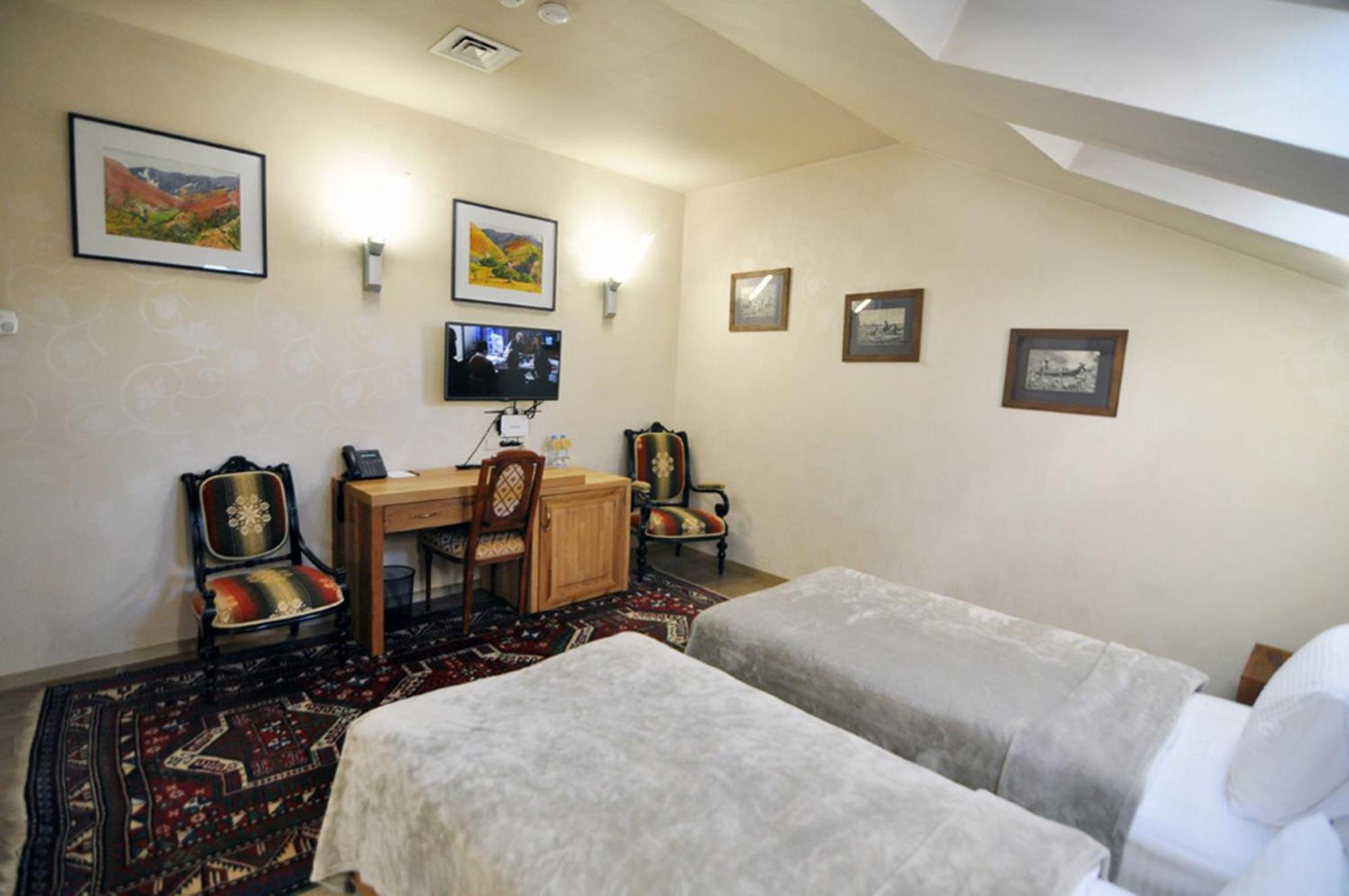 Vinotel Boutique Hotel 트빌리시 객실 사진
