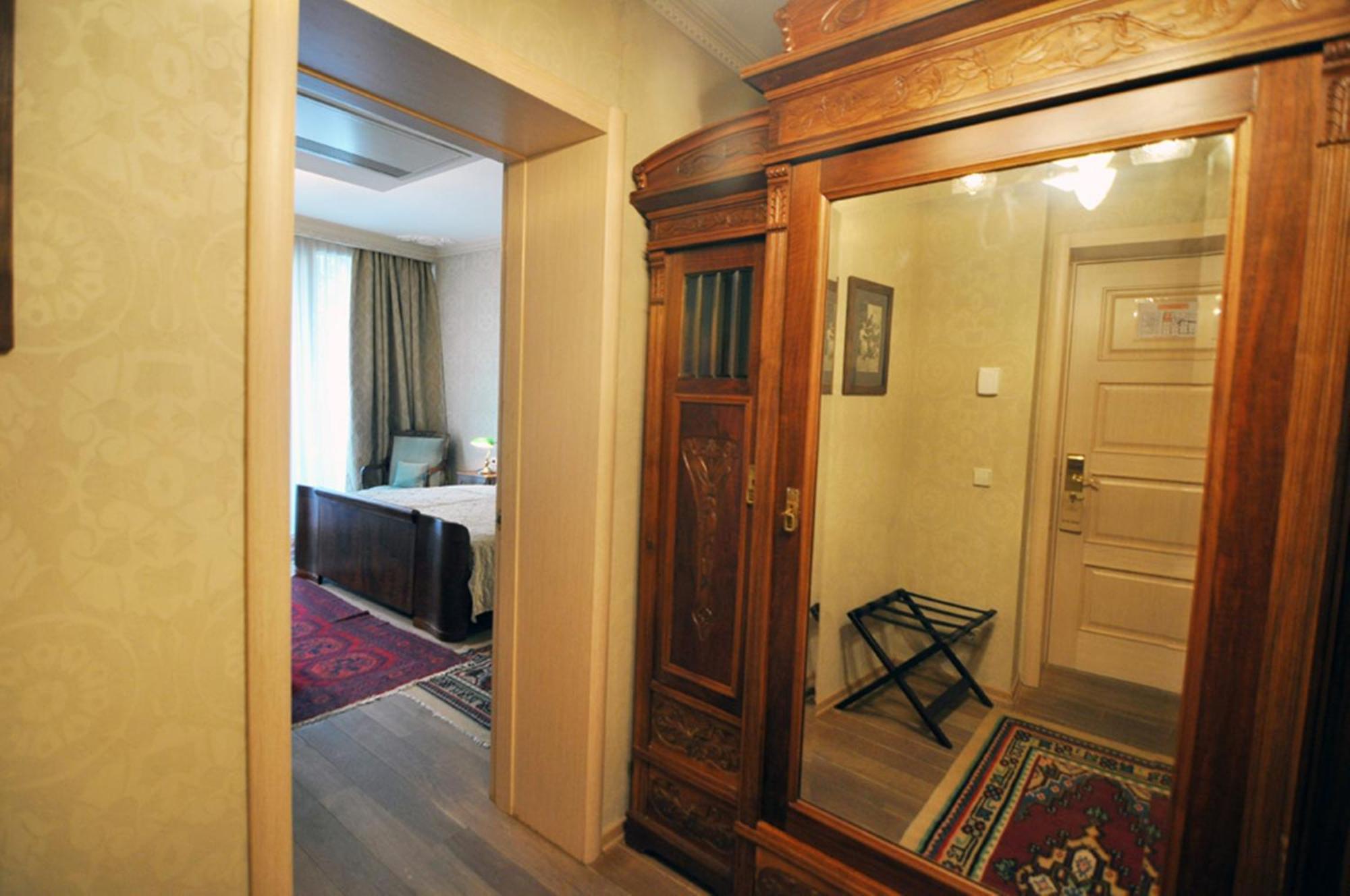 Vinotel Boutique Hotel 트빌리시 객실 사진